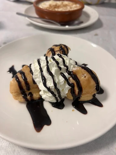 profiteroles
